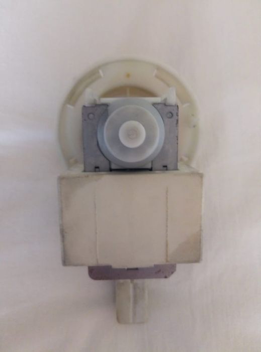 Насос , помпа пральної машини Miele 06239560