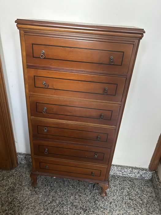Movel em madeira com 6 gavetas – Estilo clássico