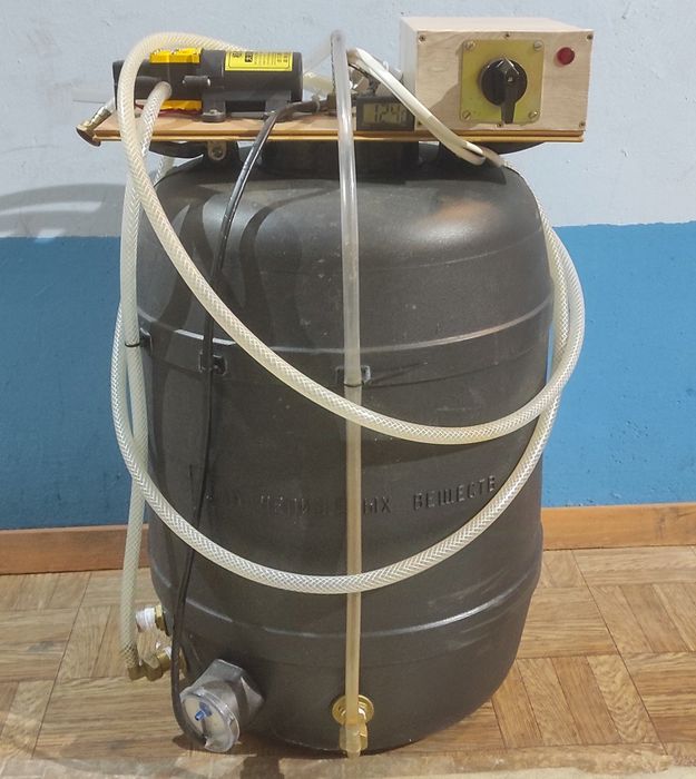 Водонагреватель (Бойлер), 50л, 1500Вт для дачи с насосом (самодельный)