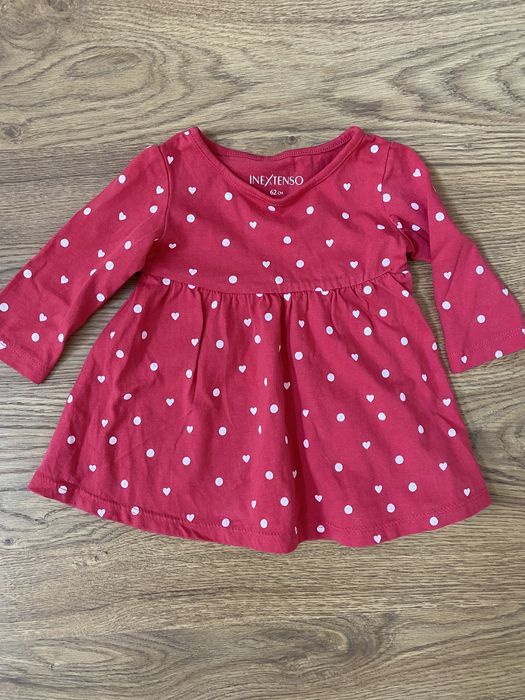 Sukienka w groszki r.62