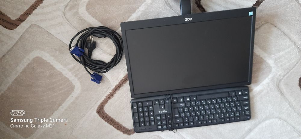 монитор с клавиатурой