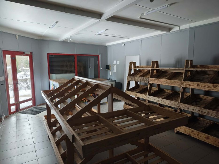 Sprzedam lokal wraz z działką