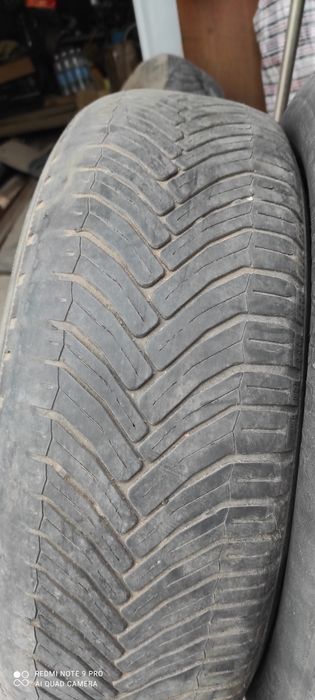 Продам шини б/у мишлен 195/65/15