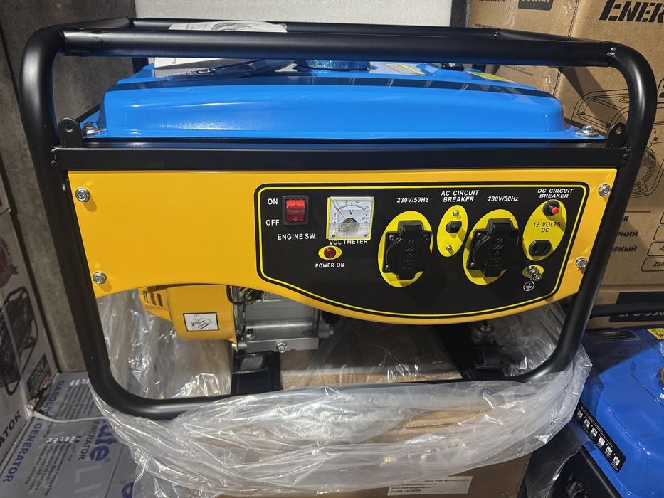 Генератор 220v, 3,5, 3,8kv.