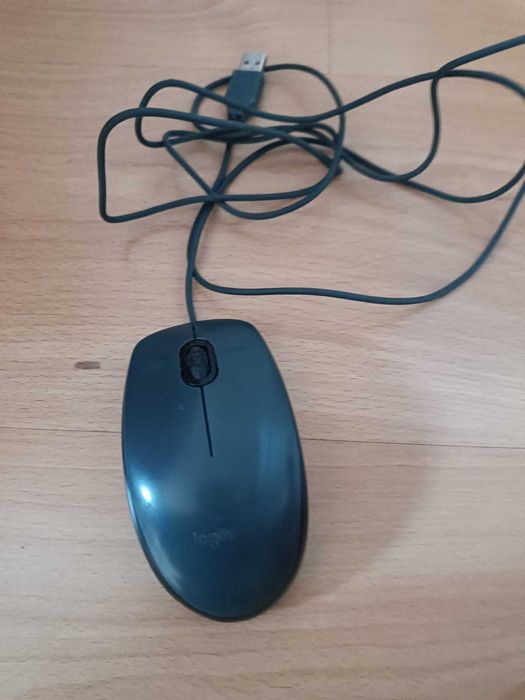 Teclado HP Novo (Caixa Fechada, por abrir) + Rato Logitech com Fios