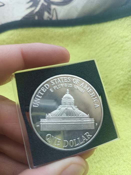 1 доллар США бібліотека конгресу 2000 р