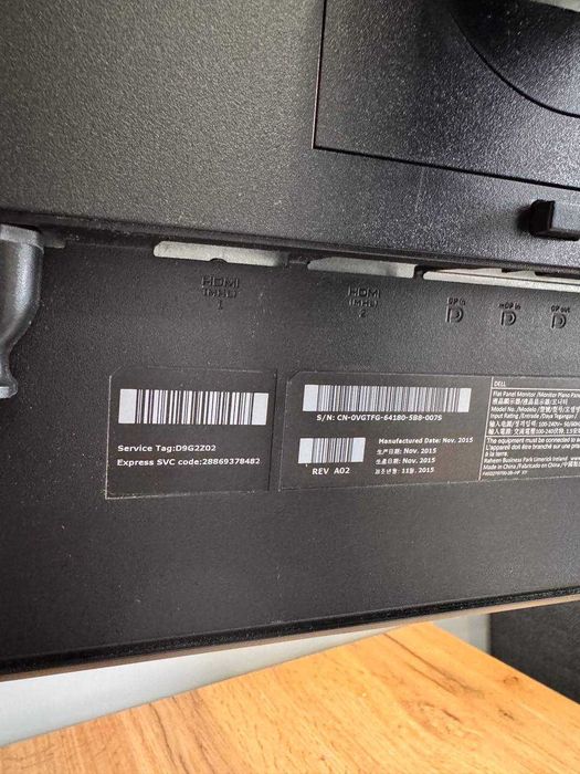 Монітор Dell u2715hc