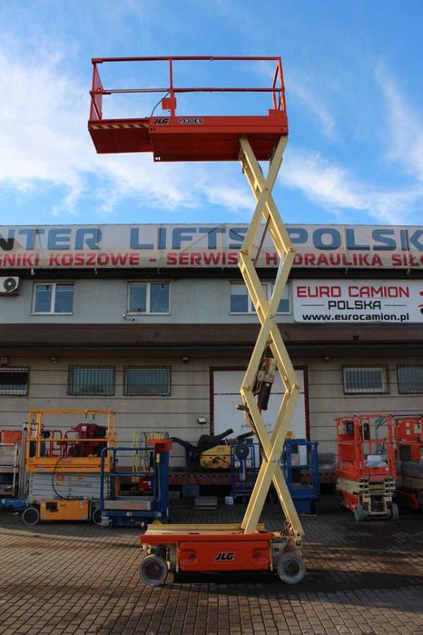 JLG 1930 ES podnośnik nożycowy zwyżka 8 m mini nowe aku. genie 1932