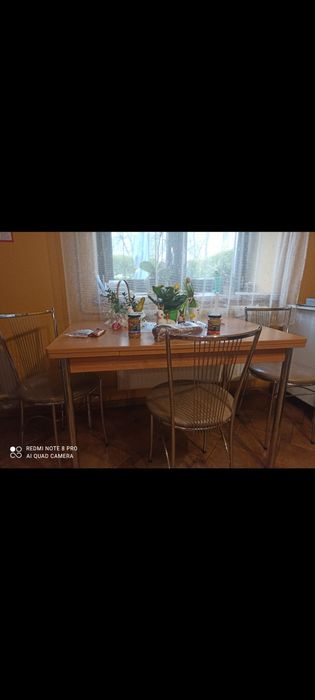 Stół i 4 krzesła