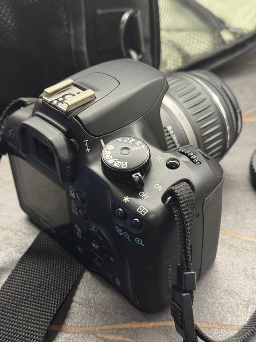 Câmara Canon 1000D