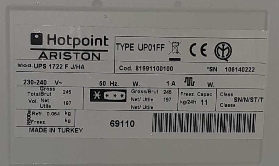 Congelador Vertical No Frost Hotpoint Ariston