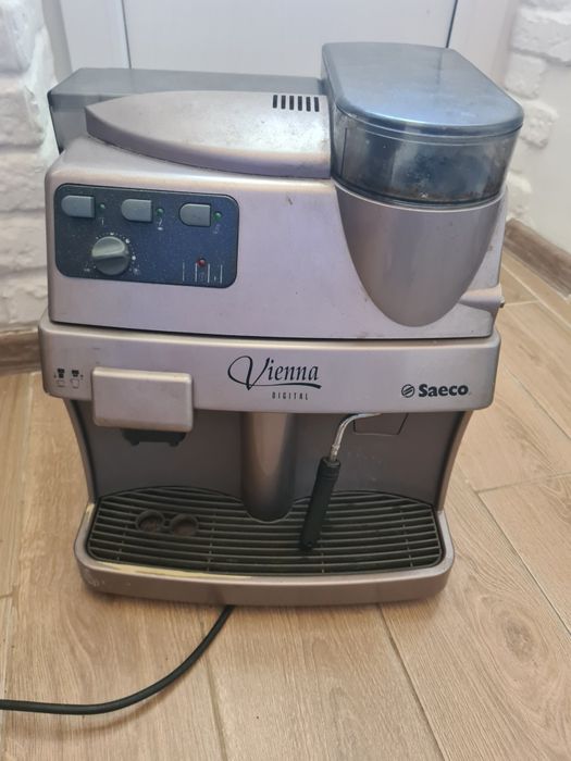 Продам кавомашину Саеко Віена