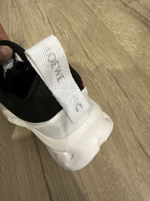 Жіночі кросівки колаборація loewe & on cloudtilt