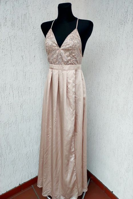 Elegancka sukienka wieczorowa w roz S/M.