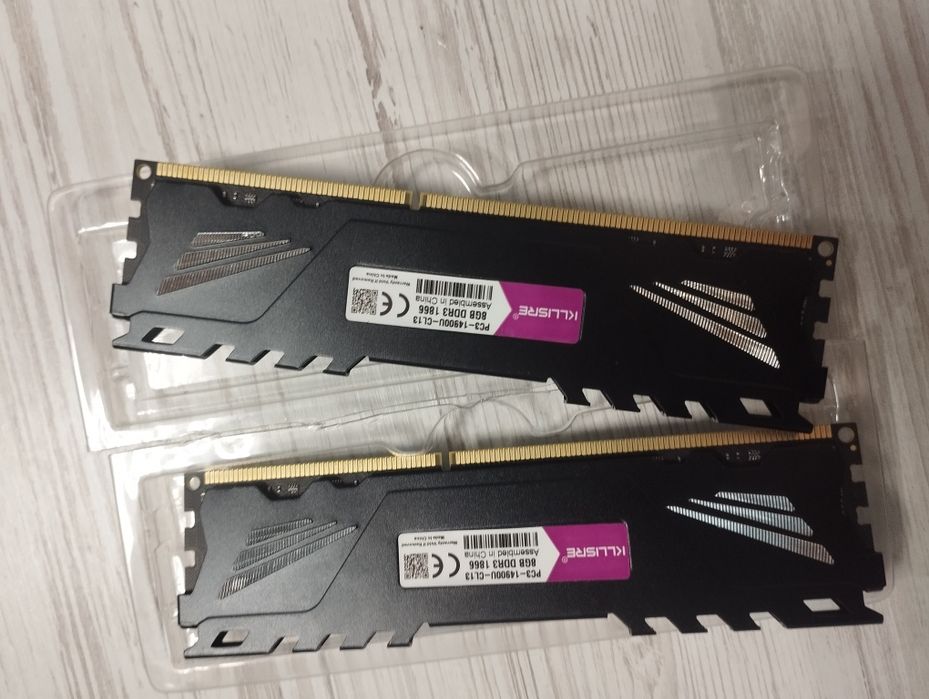 Оперативна память DDR3 1866 8G