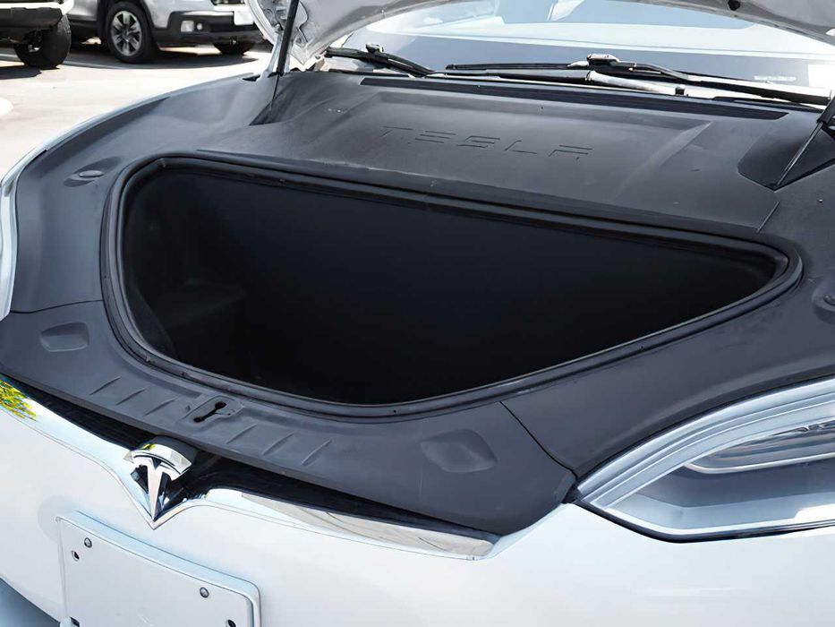 Tesla Model S      2019