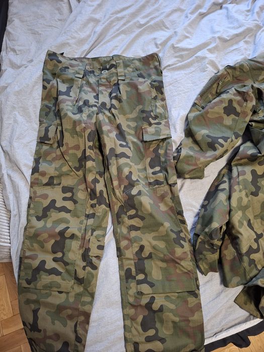 Mundur polowy M/L NOWY 124P