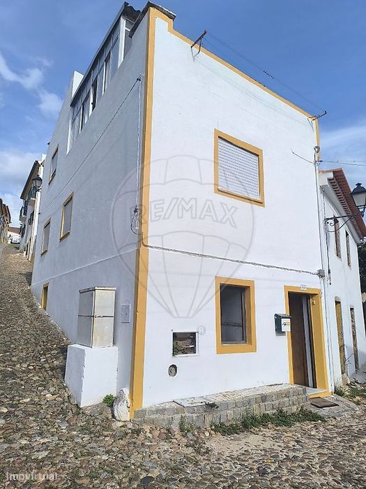 Moradia T2 para venda