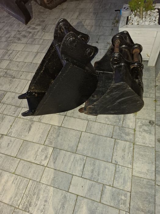 Minikoparka Cat 302.5 Faktura VAT Marża