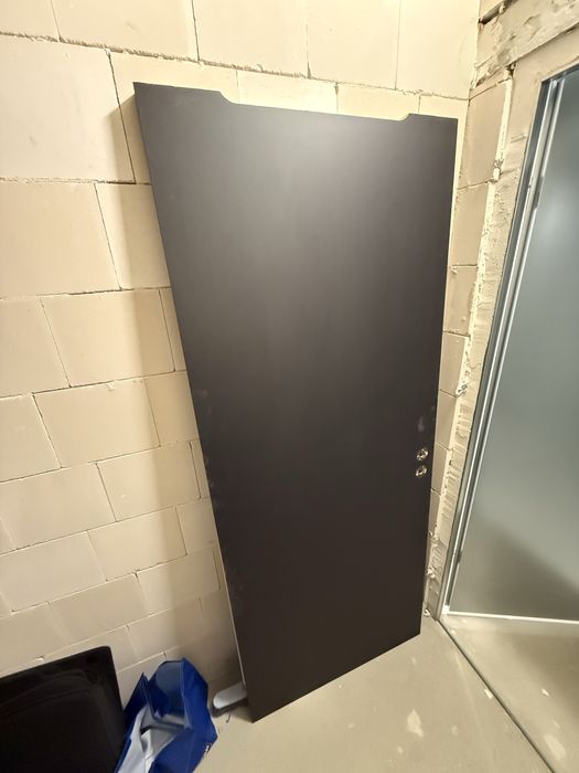 Drzwi Ukryte Łazienkowe Voster 80 Lewe Pomalowane Na Czarno