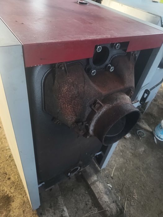 Продам котли твердопаливні Viadrus