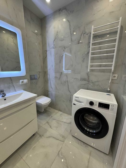 Продаж стильної 1к квартири 40 м² у Вишневому — вул. Святошинська, 58
