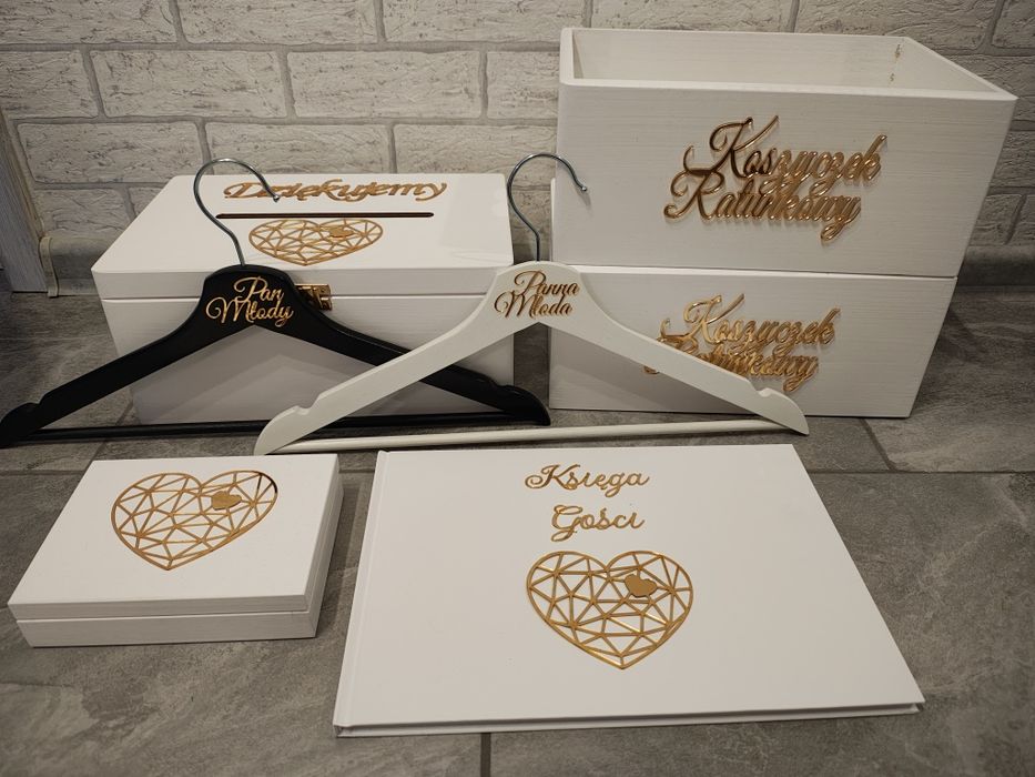 Nowy zestaw pudełko na obrączki koperty wieszaki koszyki księga ślub