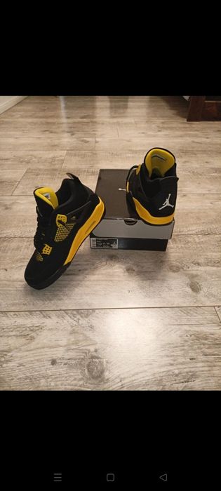 Jordan 4 yellow thunder