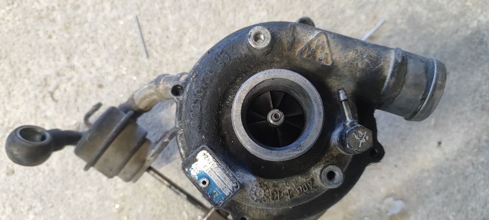 Turbos , admissões de ar e injetores VP 110 para grupo vag 1.9 TDI VP em bom estado