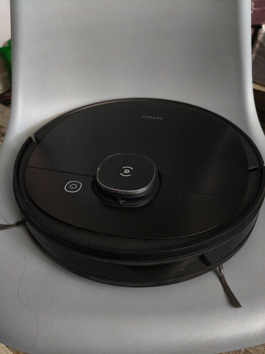 робот-пилосос Ecovacs DEEBOT OZMO 950 з новими щітками і фільтром