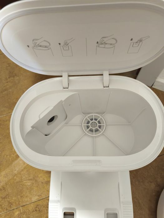 Odkurzacz mopujacy dream bot d10 plus