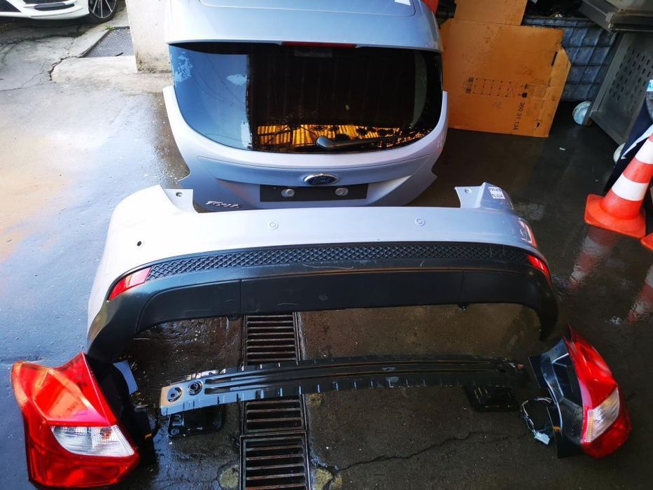 FORD FOCUS III TRASEIRA COMPLETA - TC024