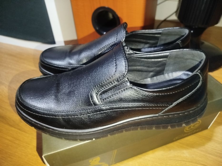 Sapatos Guimarães novos