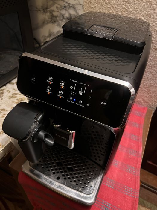 Продам кавомашинку Philips