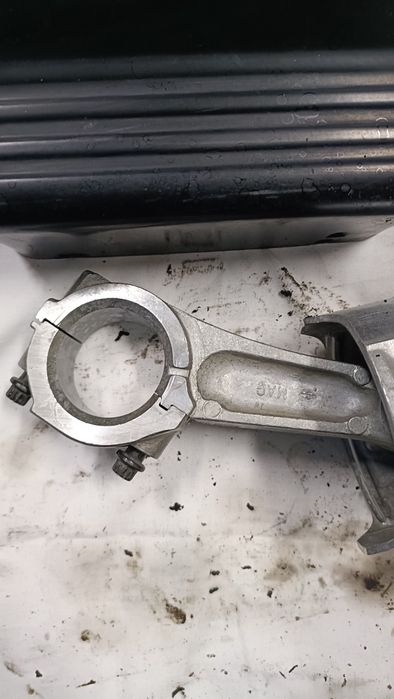 Korbowód tłok MAG 26OHV do traktorek kosiarka z silnik Briggs vanguard