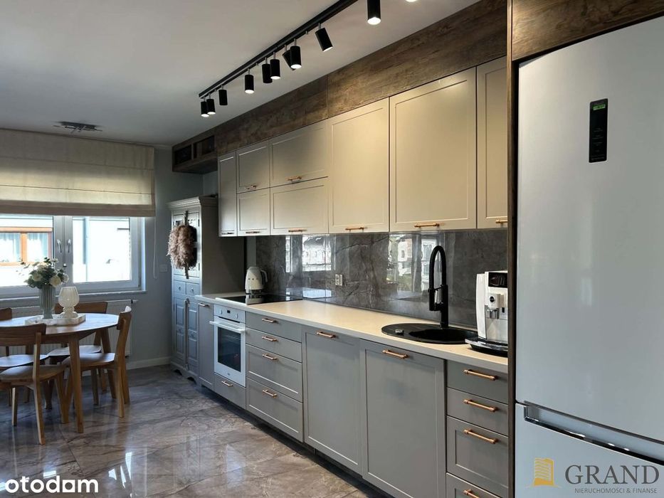 Dwupoziomowe mieszkanie 52,85 m2 | Miejsce postojo