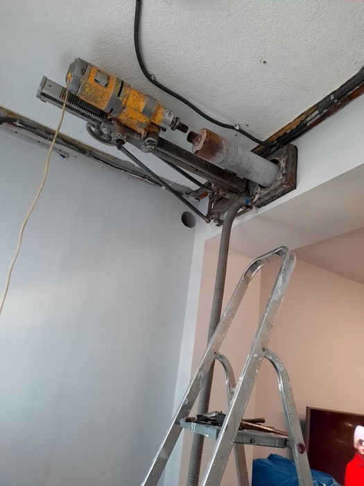 Алмазне свердління отворів,Буріння бетону,Алмазное сверление без пыли.