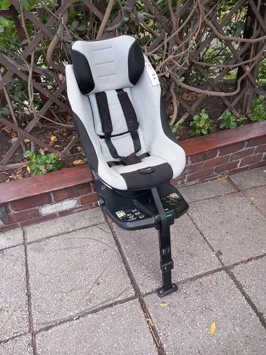 Fotelik samochodowy Jane Gravity 360