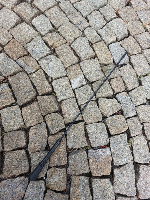 Antena r171 Mercedes SLK Bat na błotnik
