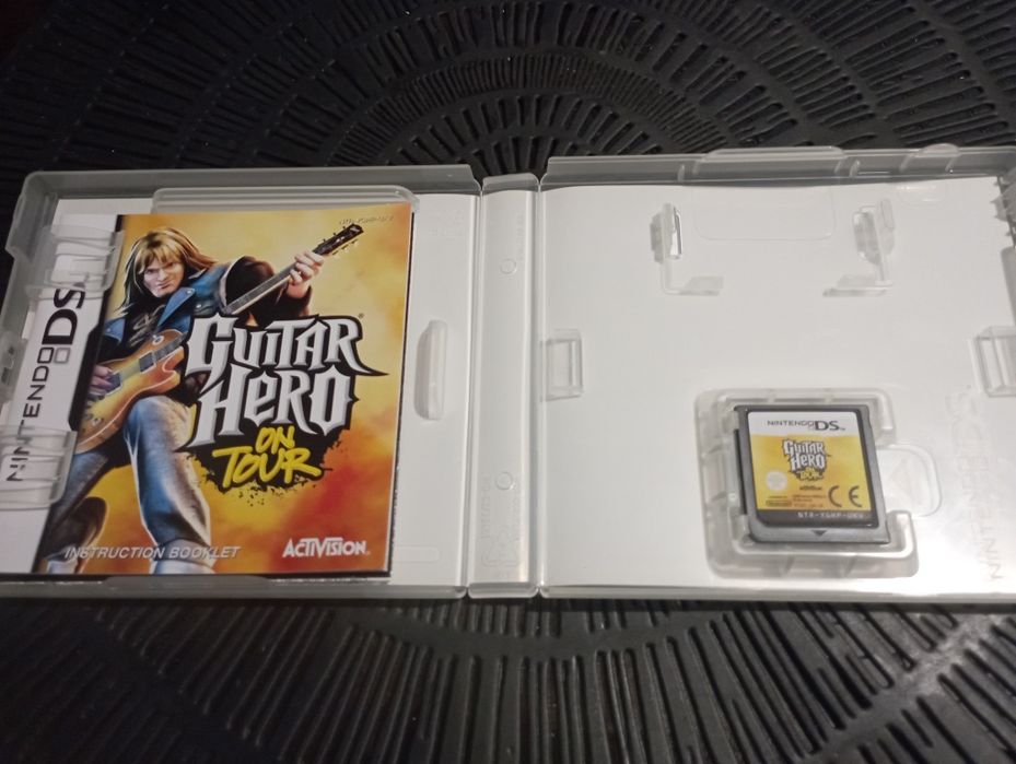 Gra Guitar Hero on tour