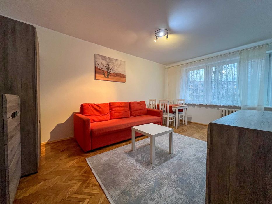 Poznań / Winogrady – Kawalerka – 26,70 m² – Po Odświeżeniu