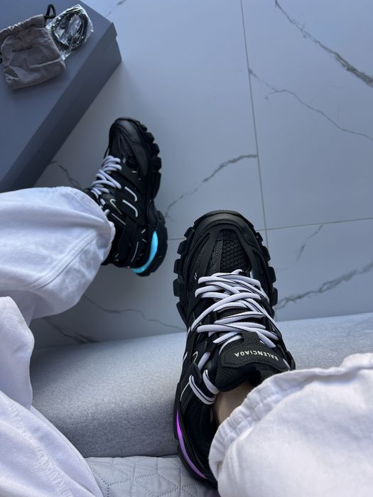 Balenciaga Track Black LED