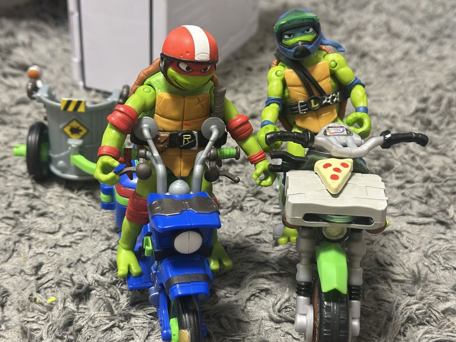 Колекційна фігурка TMNT «Черепашки-Ніндзя MOVIE II» - ЛЕОНАРДО НА