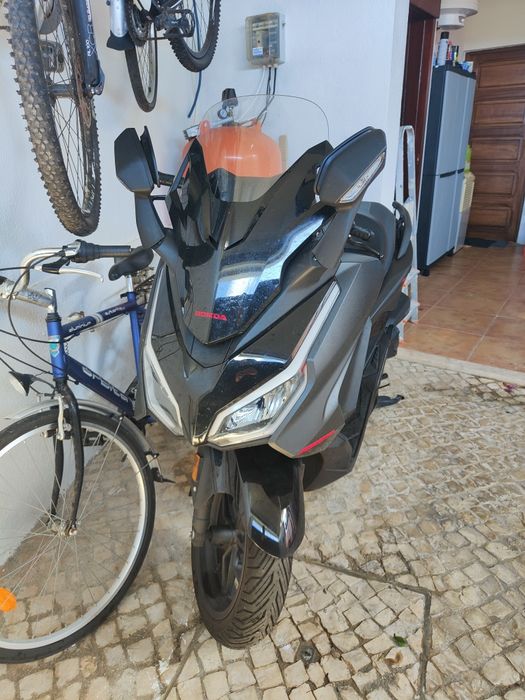 Honda Forza 350 SE 2025