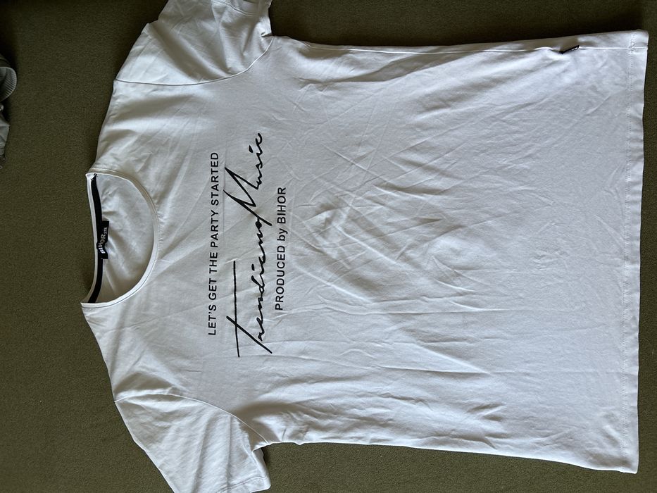 Продам футболку