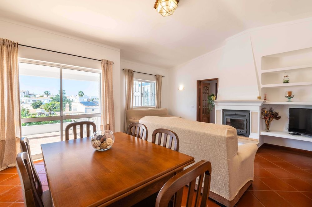 Piscina Privada e Localização Calma - Vivenda Eulalia by Gabi Miguel