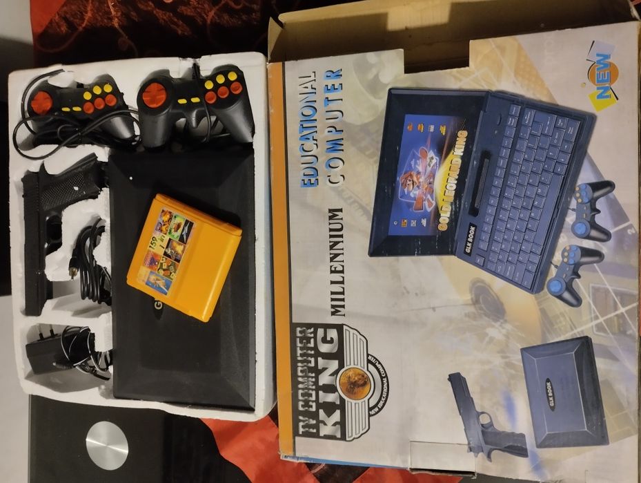 Consola antiga dos anos 90