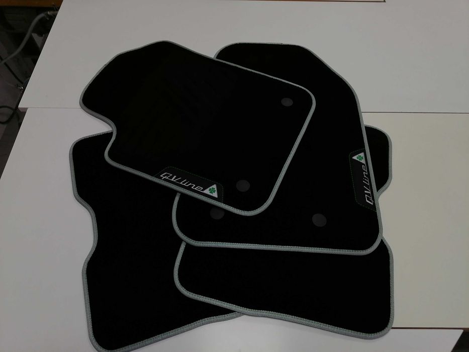 Tapetes Alfa Romeo todos modelos - CarPed.pt