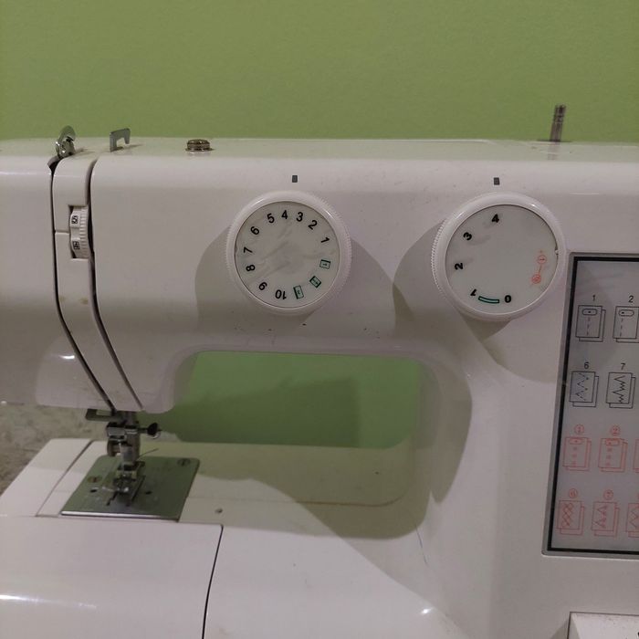 Швейна машинка AEG швейная машина аег