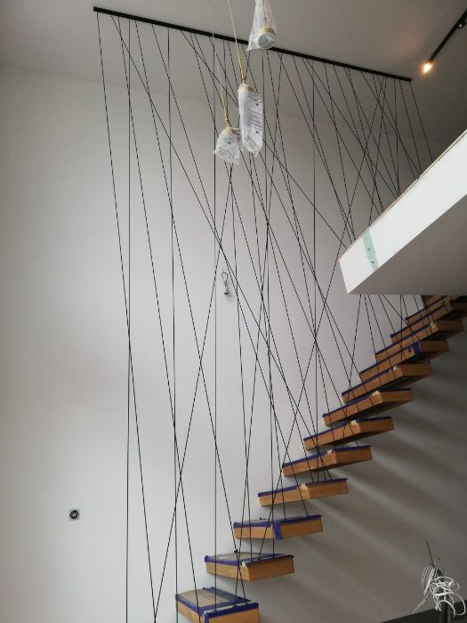 Balustrady wewnętrzne/ zewnętrzne/ nowoczesne/ balkony/ ogrodzenia